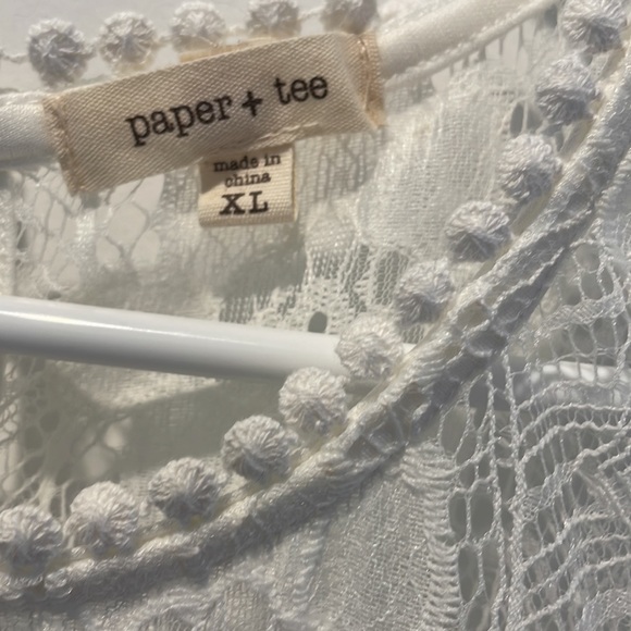 Lacey tank top - Picture 2 of 3